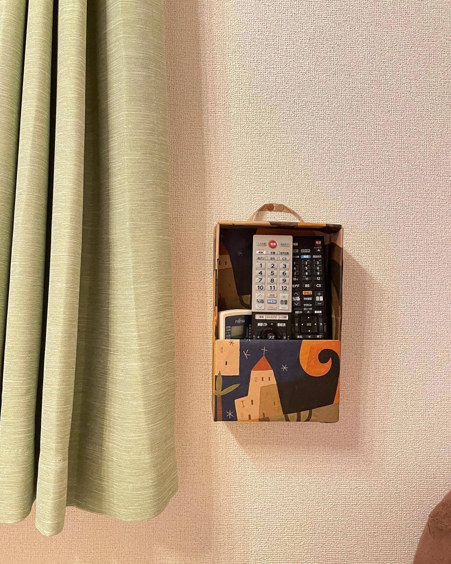 工具を使わない！手づくりリモコン収納