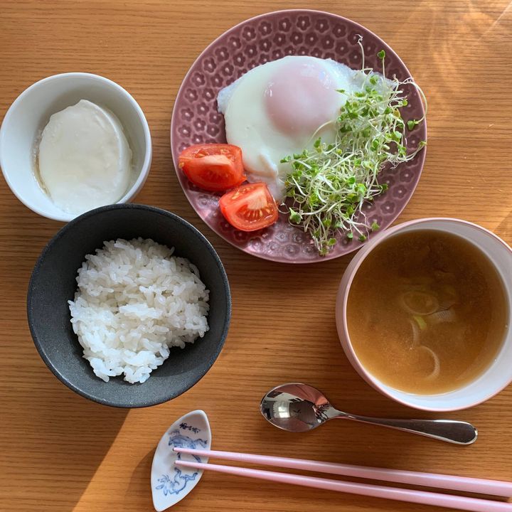 朝食