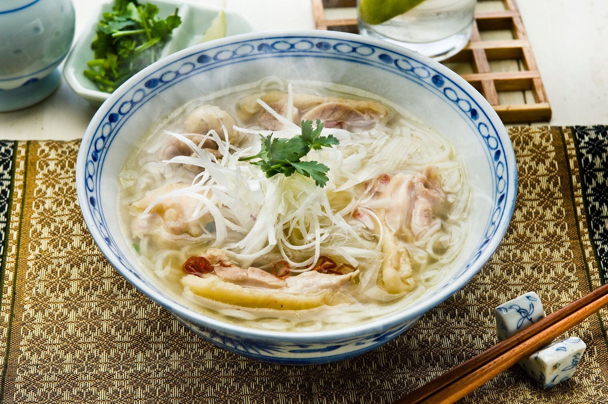 チキンフーベトナム料理