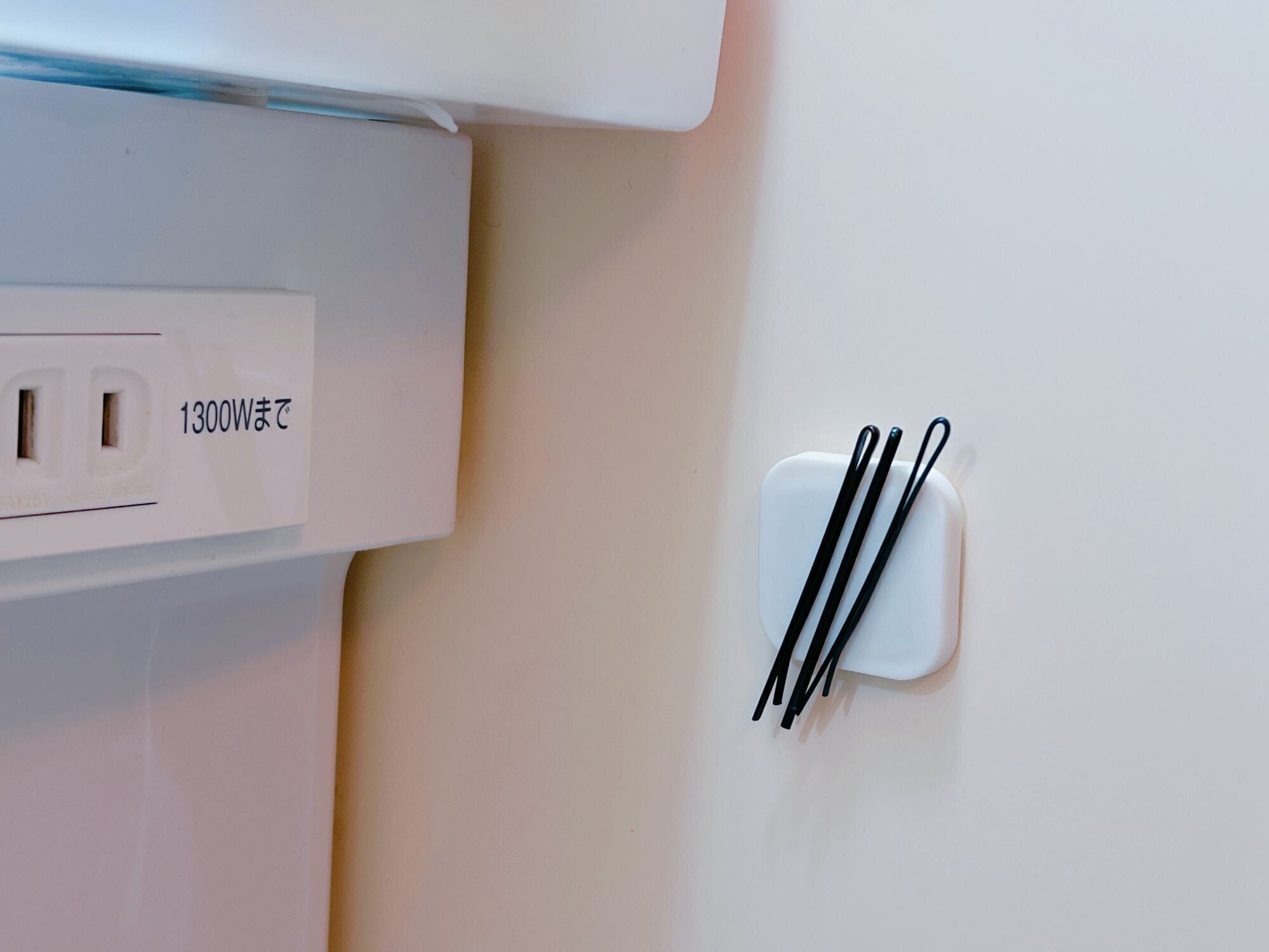 洗面台にピタッと貼って大活躍