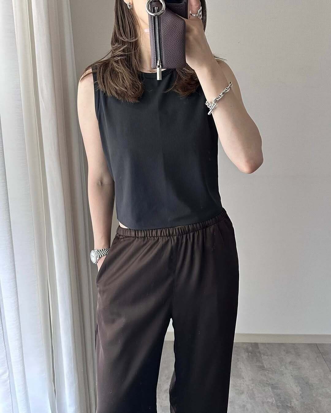 【ユニクロ】790円ノースリーブも！見つけたら即買いしたい「夏値下げアイテム」5選