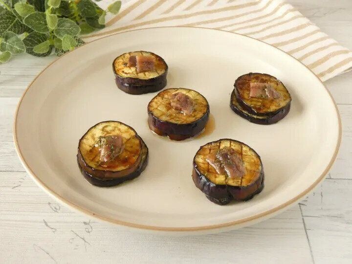 ナスとアンチョビのサラダ