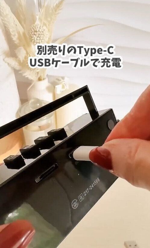 昭和レトロ！「ラジカセ風Bluetoothスピーカー」