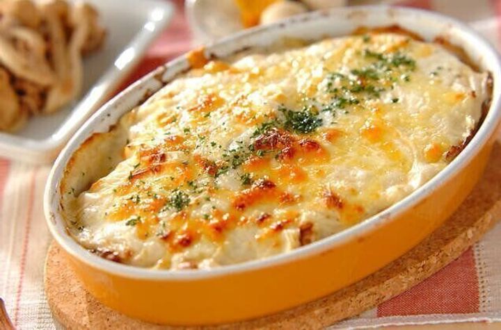 合い挽き肉を使ったグラタン 節約上手に!キャベツのミルフィーユ