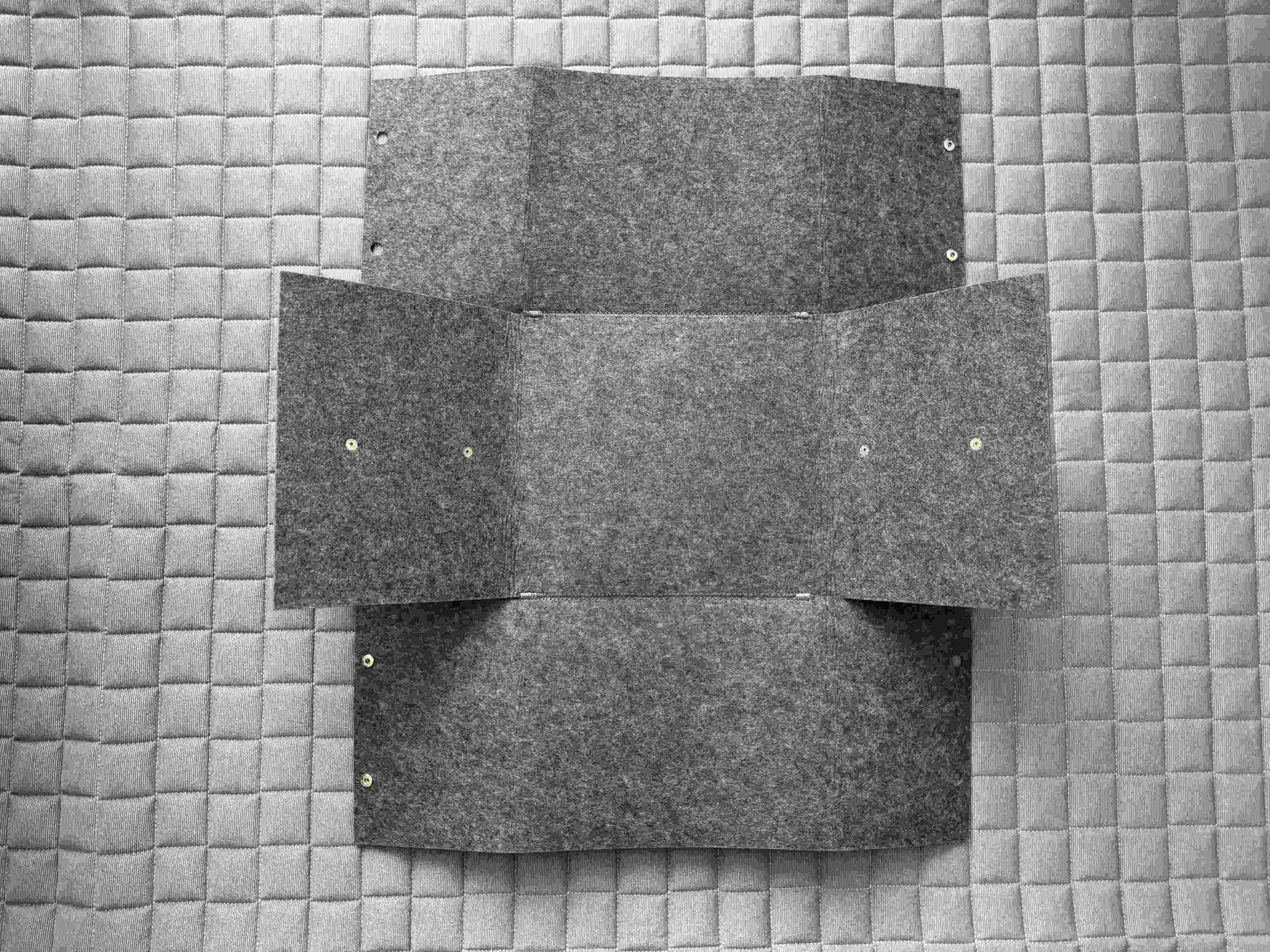 組み立てカンタンで説明書いらず！