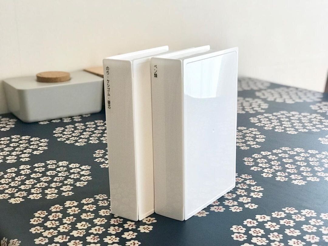 大人気の本型収納ケースは整理整頓の必須アイテム