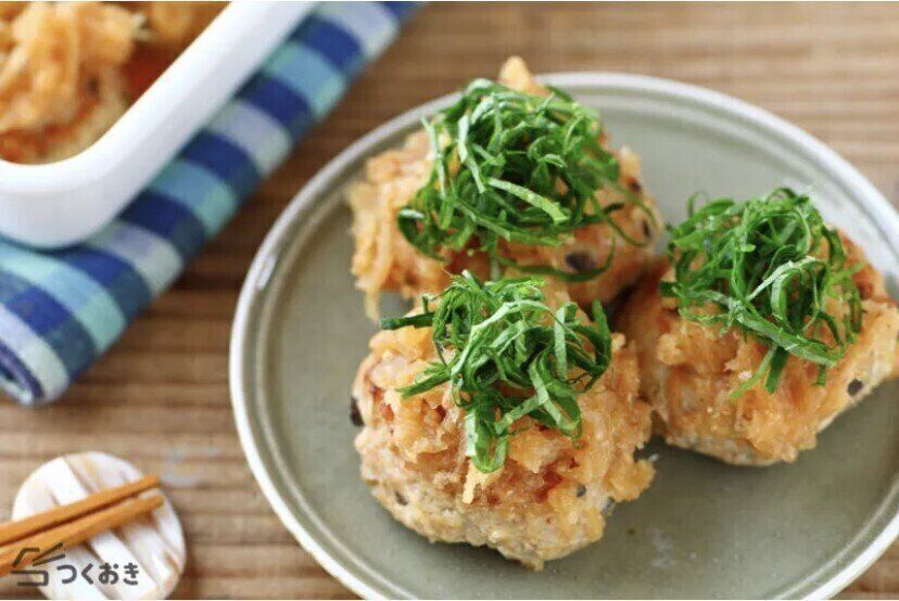 玉ねぎソースのきのこハンバーグ