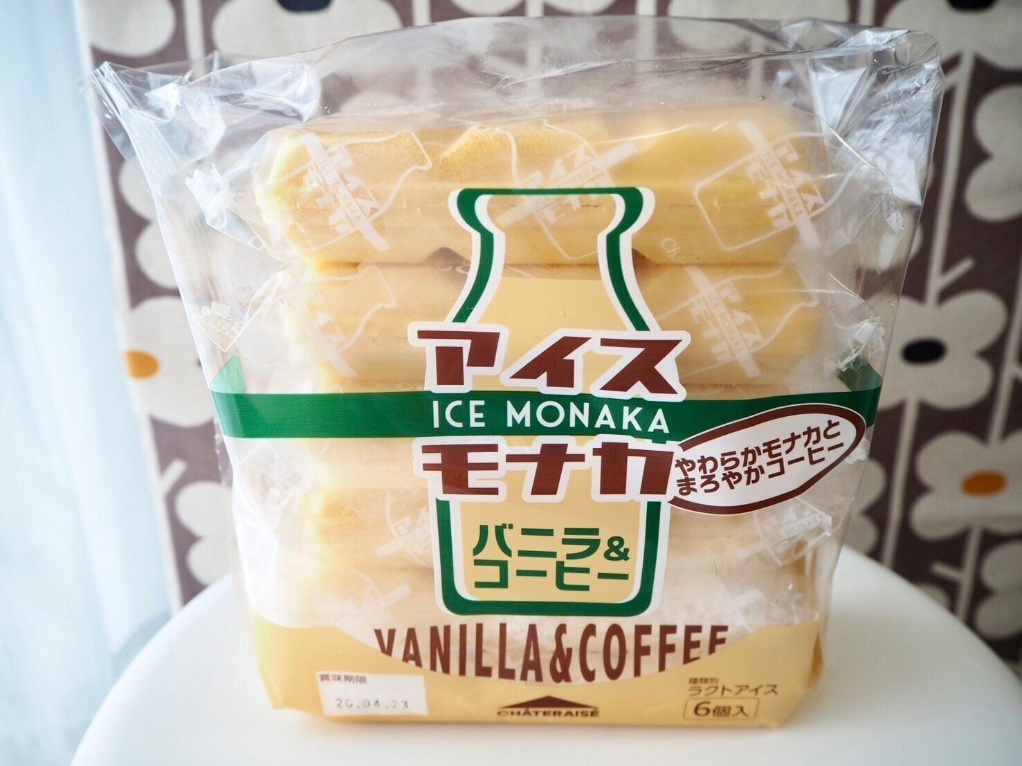 シャトレーゼ「アイスモナカバニラ＆コーヒー」商品写真