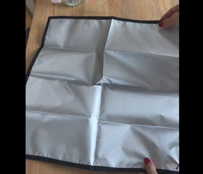 【セリア】優秀すぎ！保冷ランチクロス