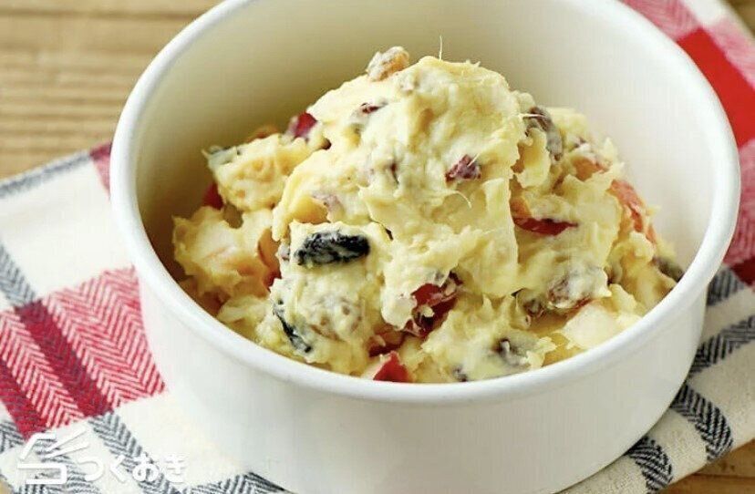 りんごとさつまいものサラダ