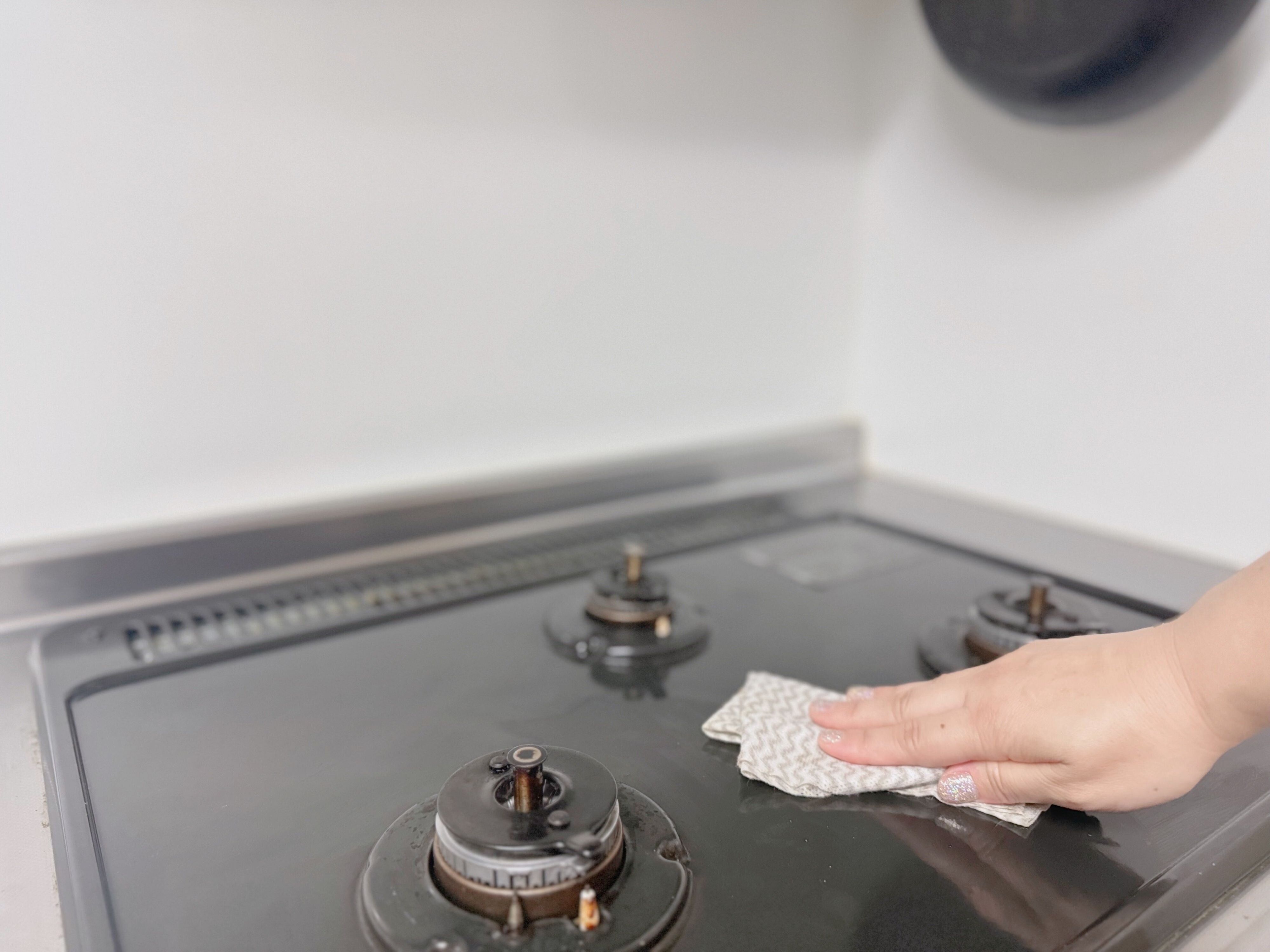 3．使い捨て台拭きでとことん掃除をしてから捨てる