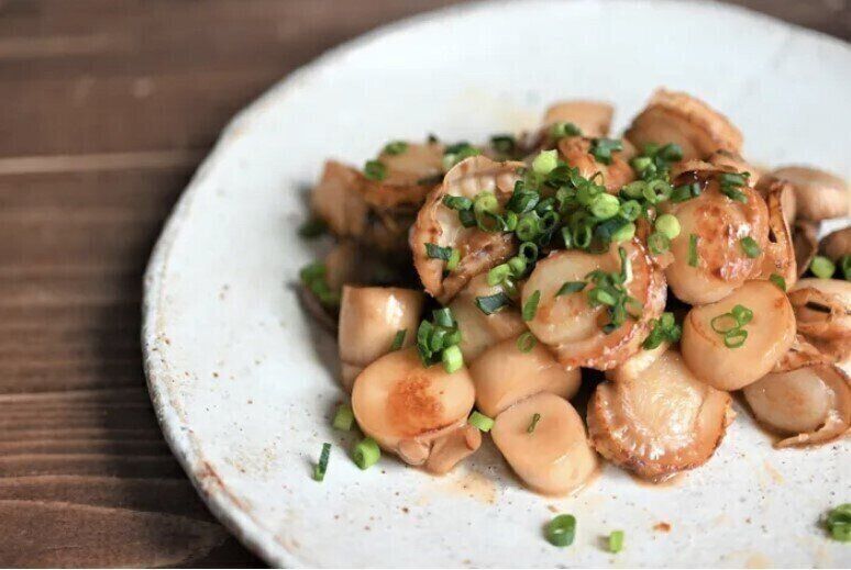 コクうまっ！ベビーホタテとエリンギのめんつゆバター炒め