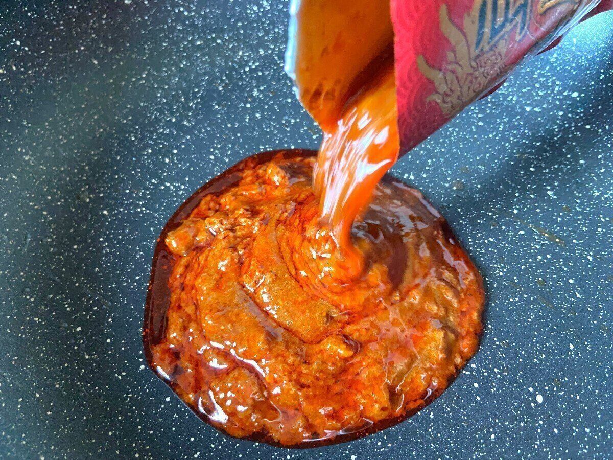 とろみのあるタレ