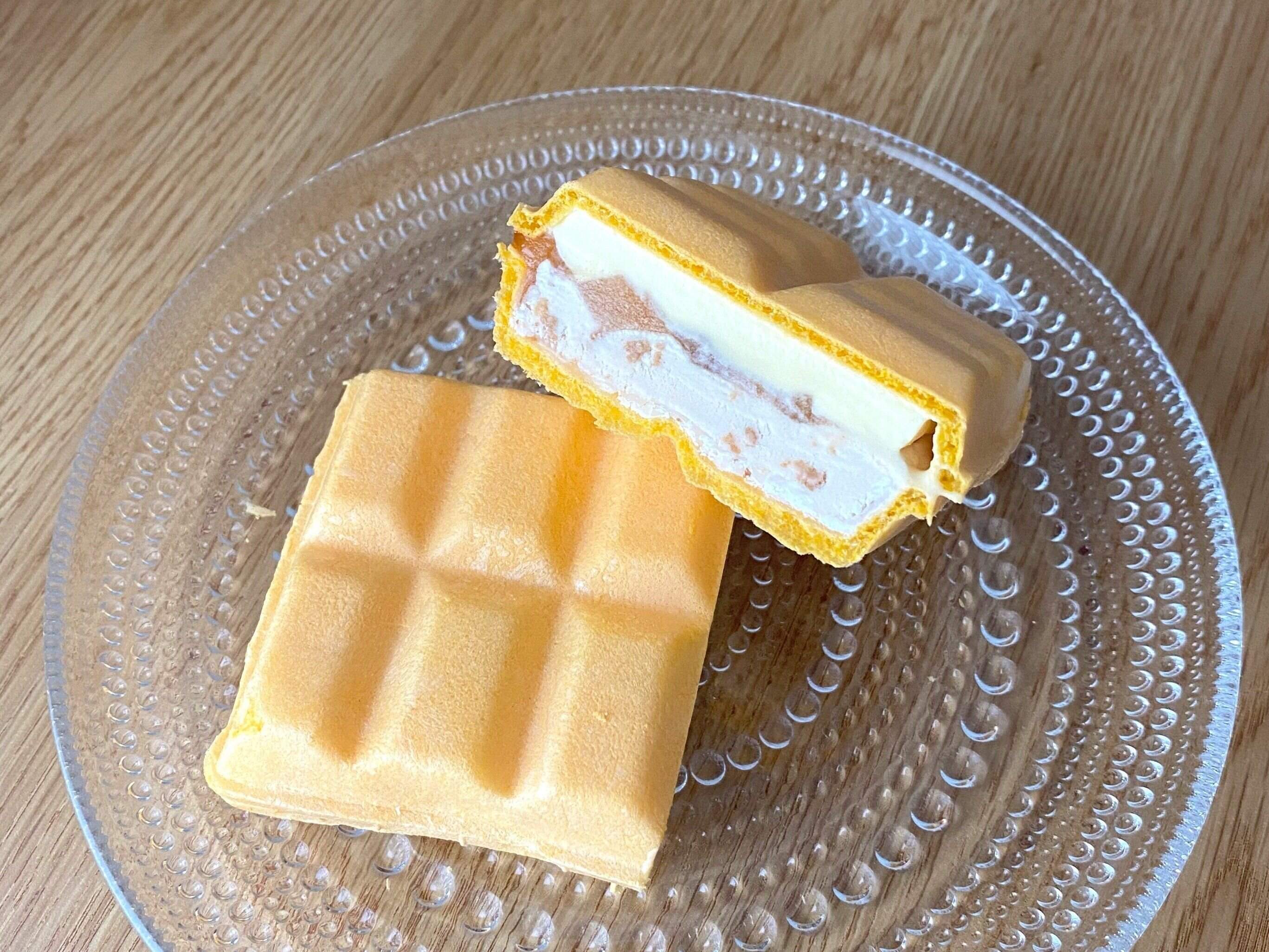 DESSERTモナカ　シナモン香るふじりんごのタルト