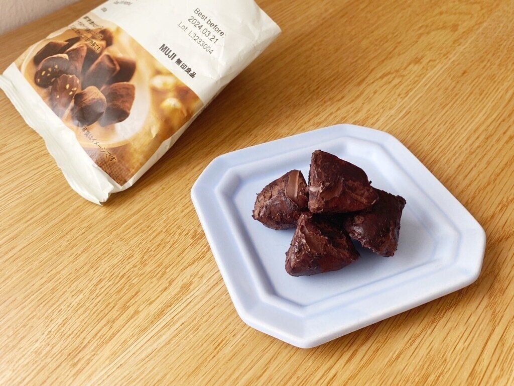 カカオトリュフヘーゼルナッツ