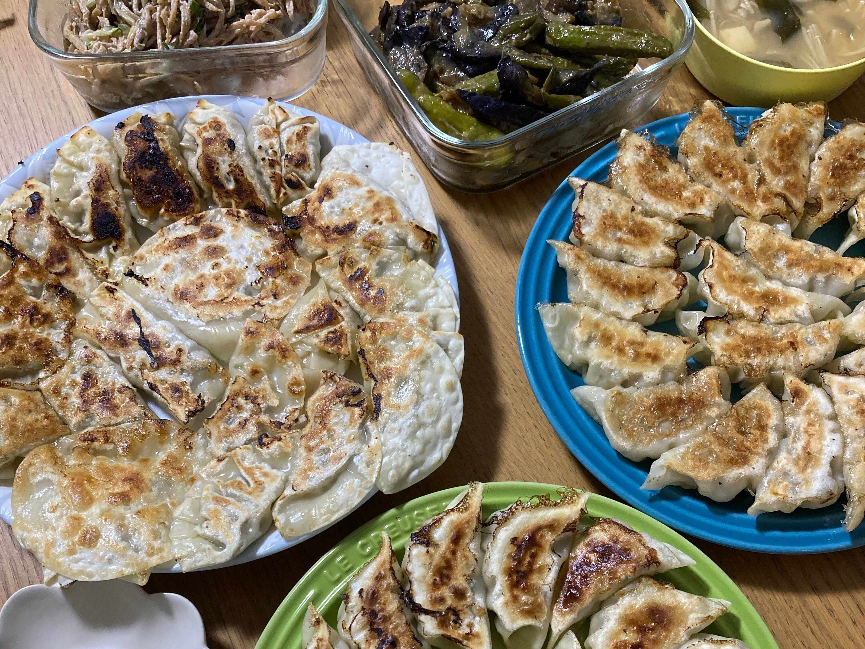 えのきでかさましした餃子