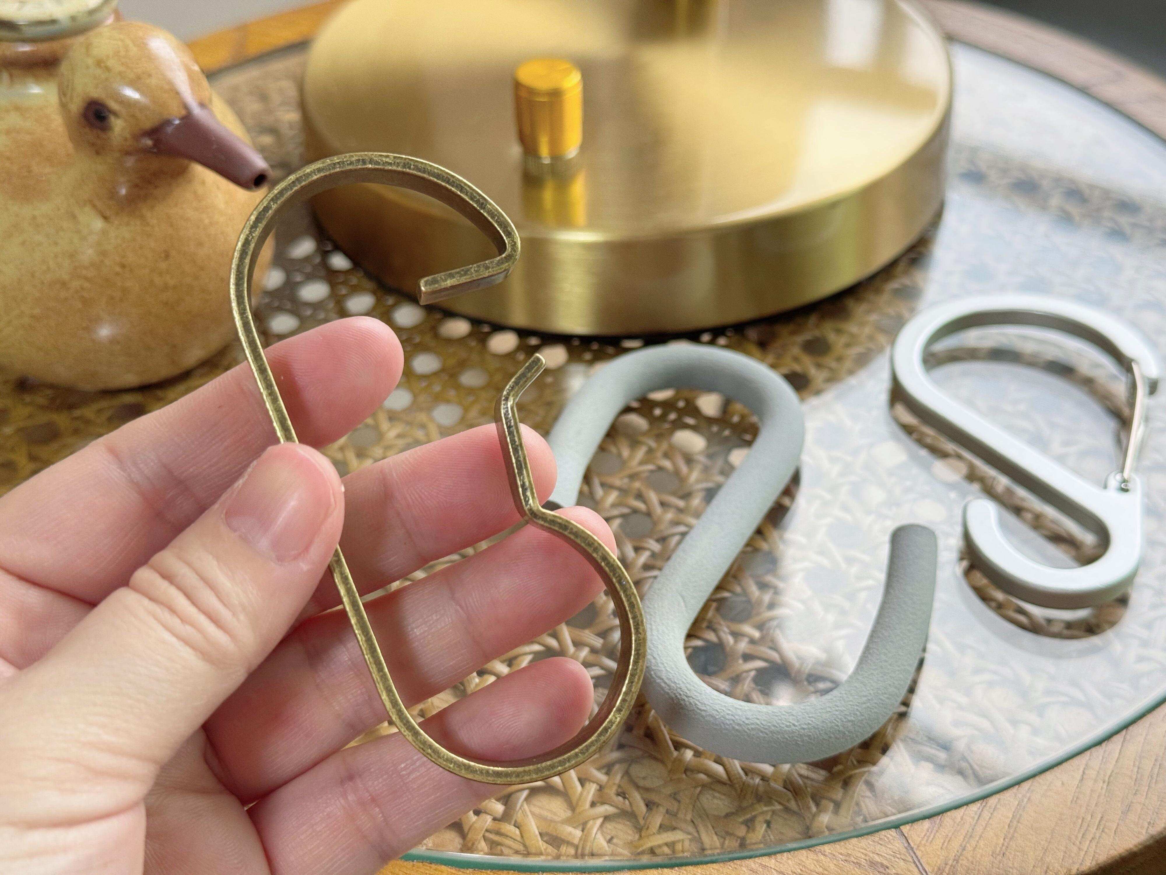 飛ぶように売れてる【セリア】「高見えかわいい！」「あえて見せたい」超優秀人気グッズ3選