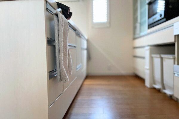 床置きのモノがないキッチン