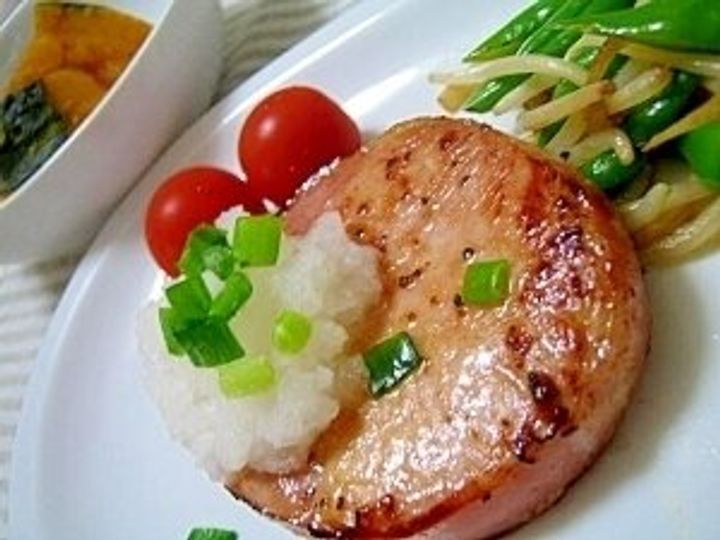 厚切りハム を使ったおすすめレシピ30選 厚切りならではのぜいたくな気分を味わえるメニューをご紹介 サンキュ 厚切りハム を使ったおすすめレシピ30選 厚切りならではのぜいたくな気分を味わえるメニューをご紹介 サンキュ