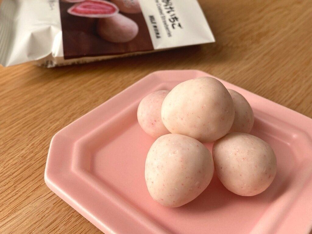 不揃いフロマージュチョコがけいちご