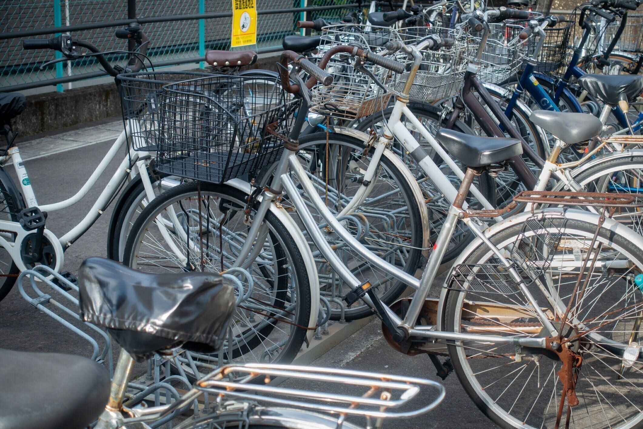 日本で撮影した駐輪場の写真