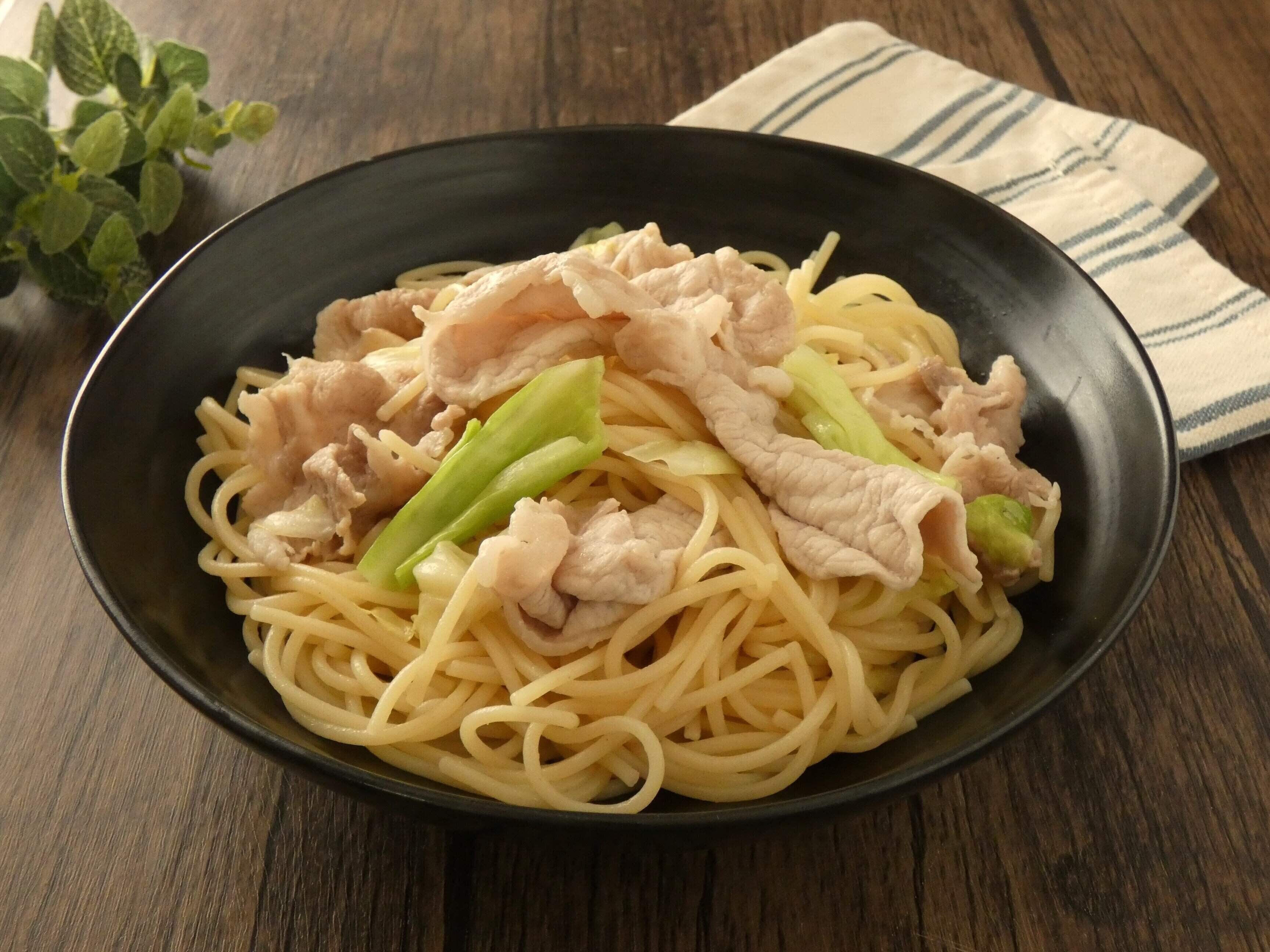 アレンジ2：豚肉とキャベツのパスタ