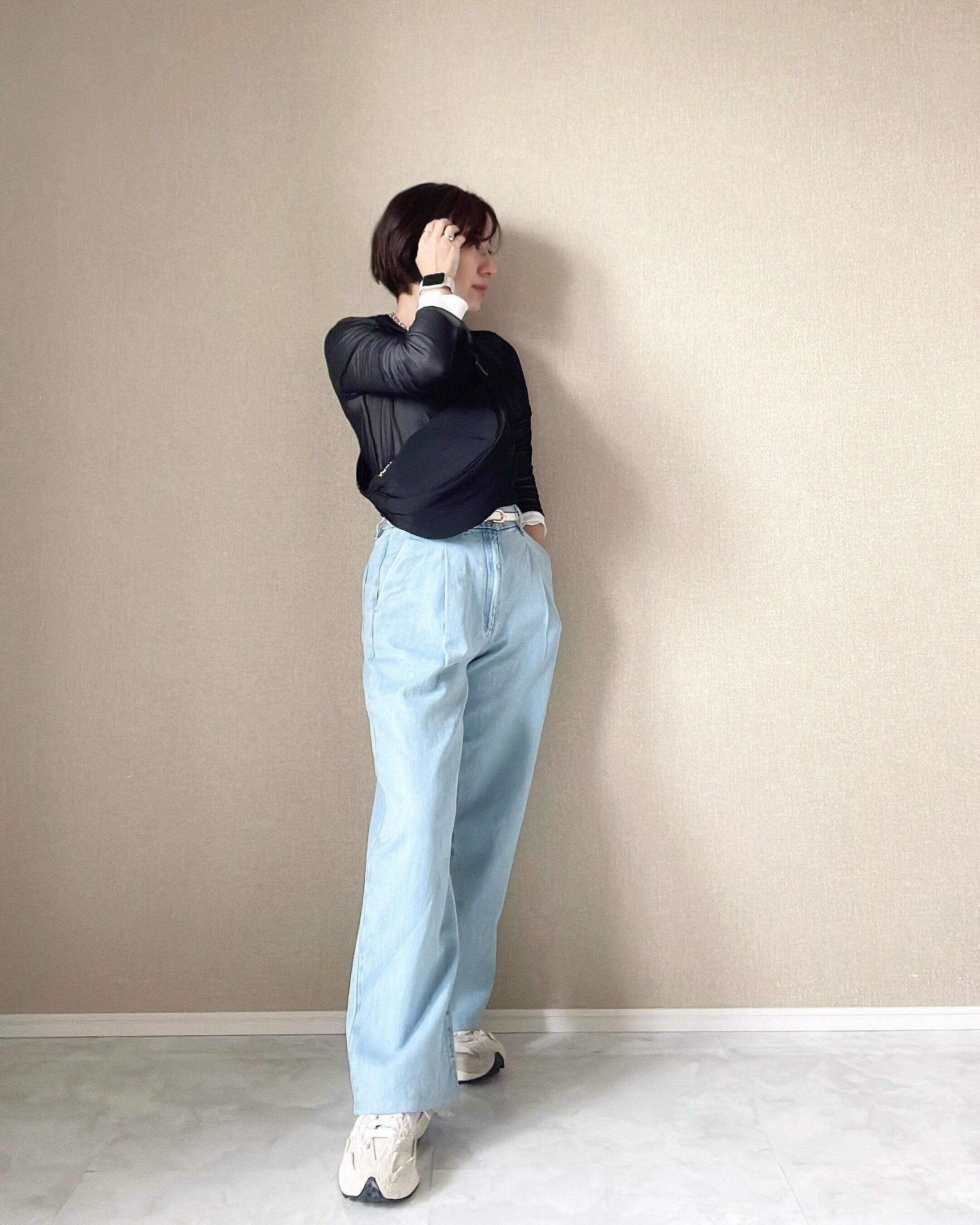 ドレープデニムタックパンツ