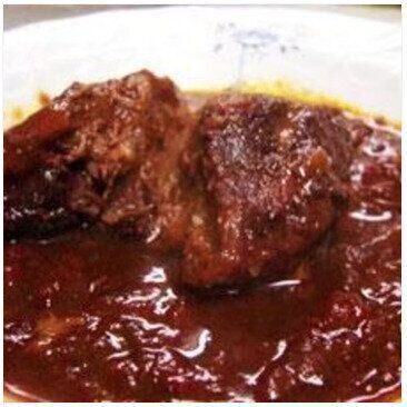 圧力鍋で簡単！牛すね肉の赤ワイン煮