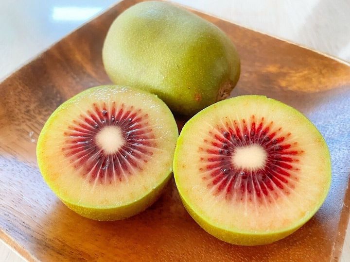 イオンへ急げ 期間限定のゼスプリ ルビーレッドキウイ サンキュ イオンへ急げ 期間限定のゼスプリ ルビーレッドキウイ サンキュ