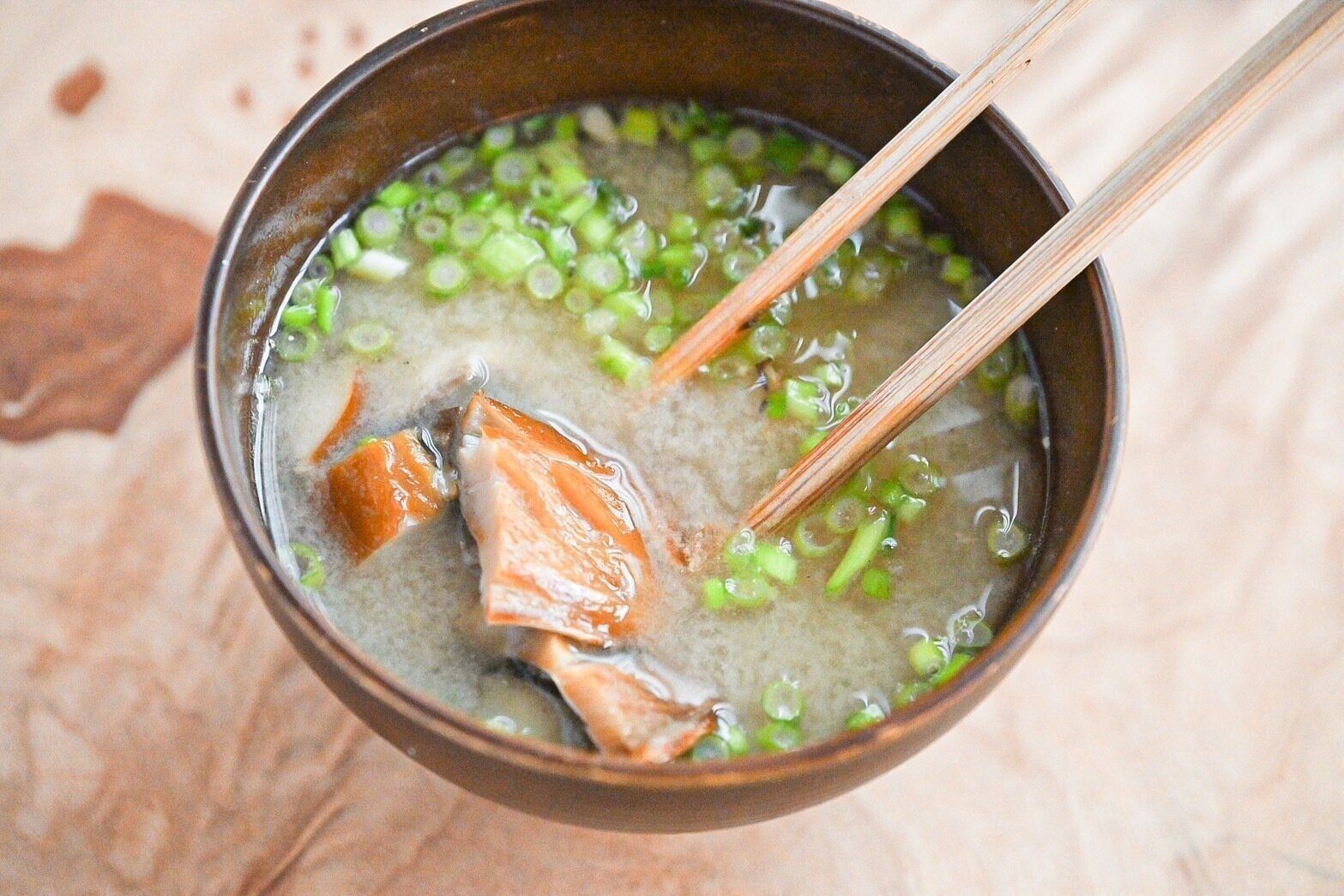 燻製とろサバのみそ汁