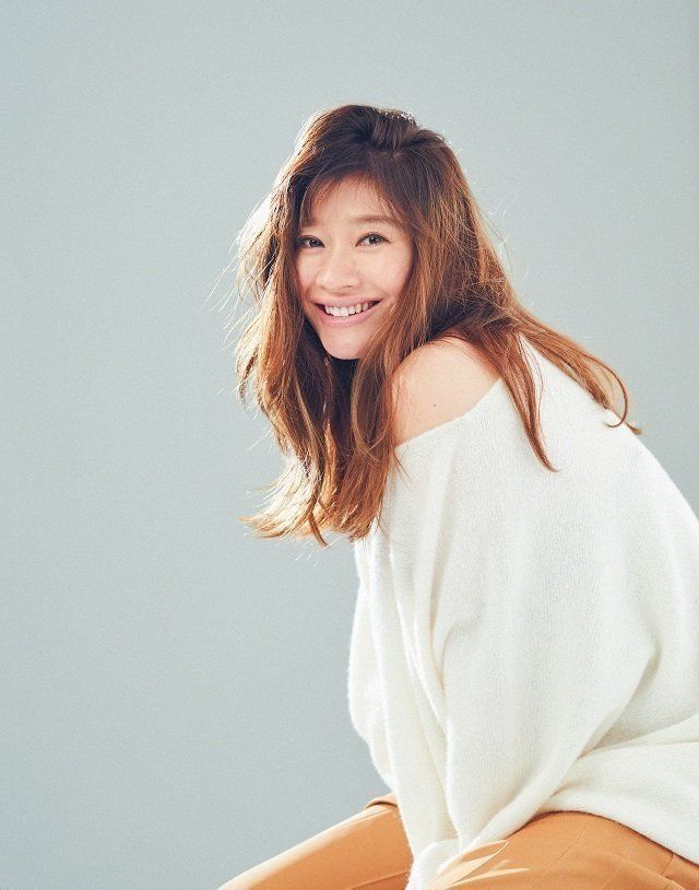 篠原涼子さんのキレイの秘密は 朝 昼 晩のリセット にあった サンキュ