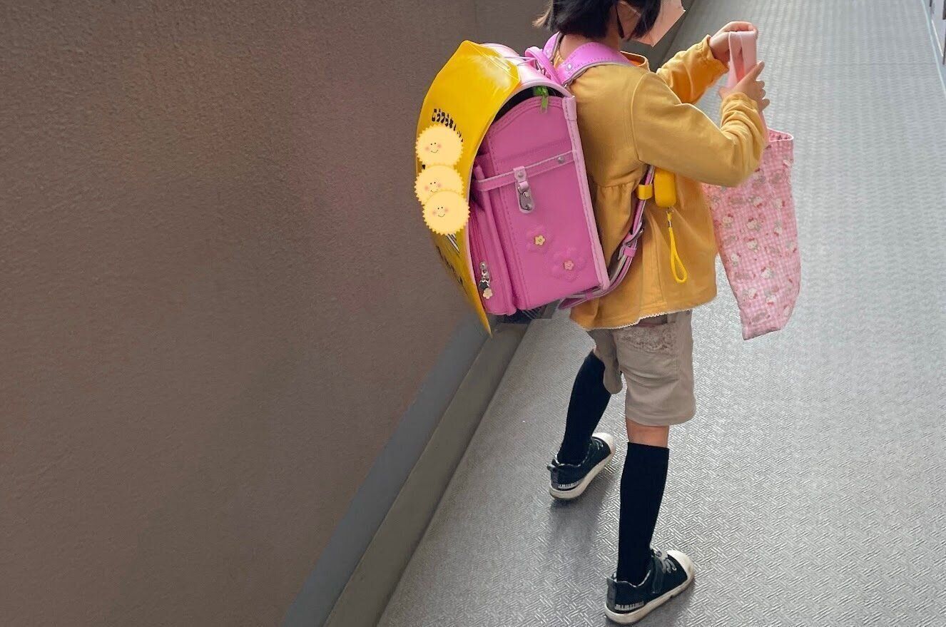黄色いランドセルカバー