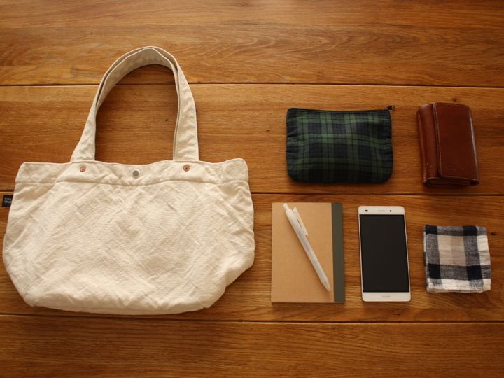 実例多数 ミニマリストが愛用するバッグ その中身にせまる サンキュ 実例多数 ミニマリストが愛用するバッグ その中身にせまる サンキュ
