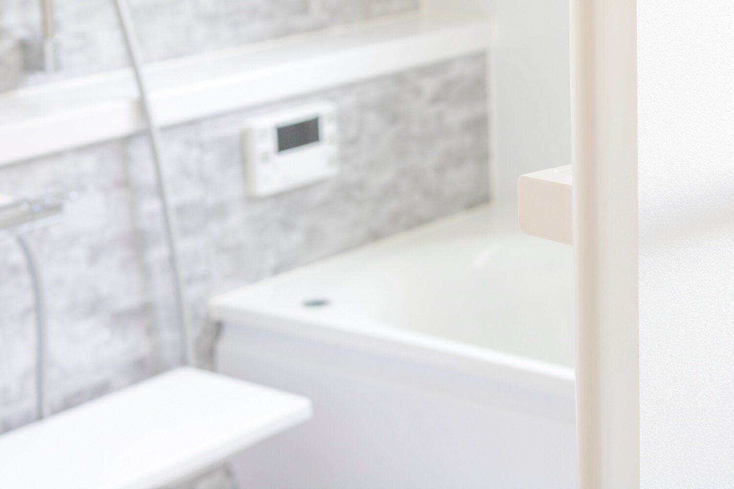 お風呂場にコレあったら捨てて！捨てたら金運がアップするもの