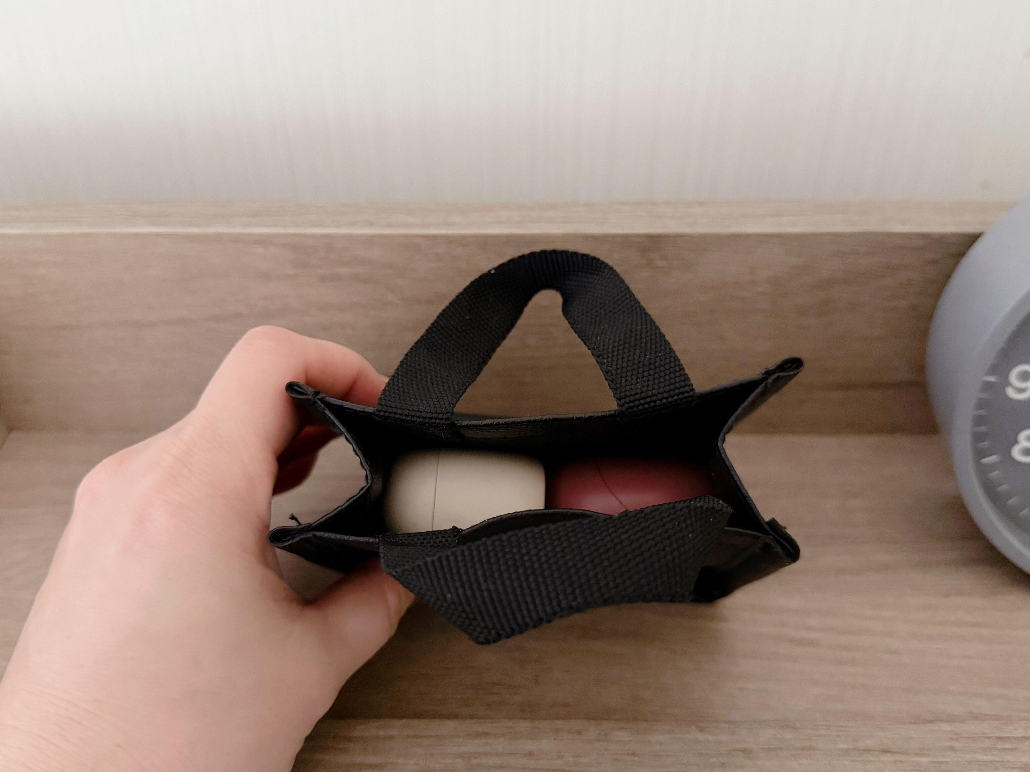 イヤホン収納に