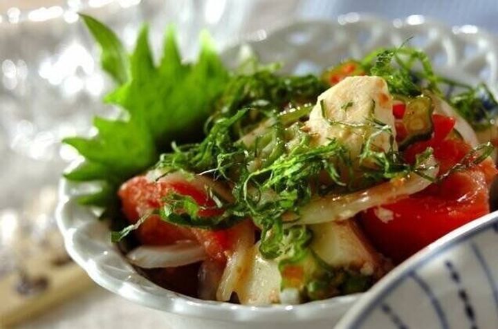 トマトとオクラのサラダ