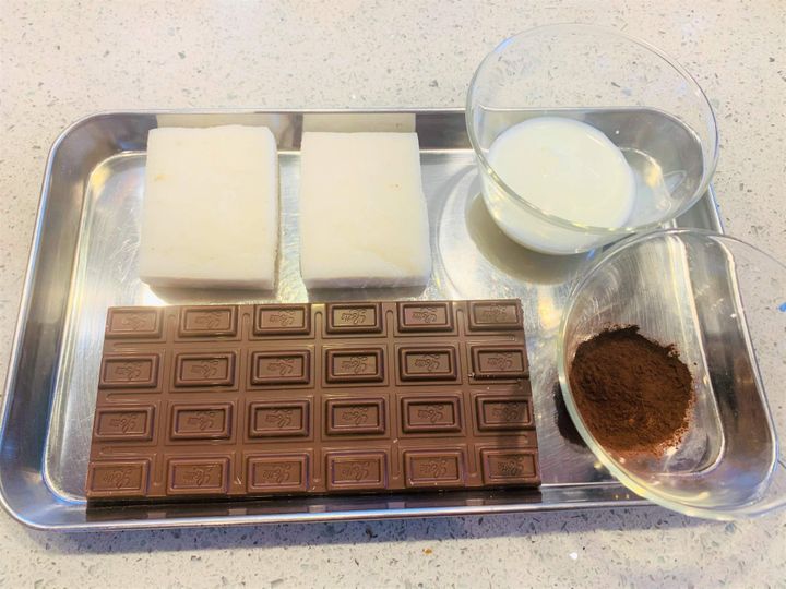 余ったお餅で超簡単 クセになる味わいの 生チョコ風モチモチチョコ レシピ サンキュ 余ったお餅で超簡単 クセになる味わいの 生チョコ風モチモチチョコ レシピ サンキュ