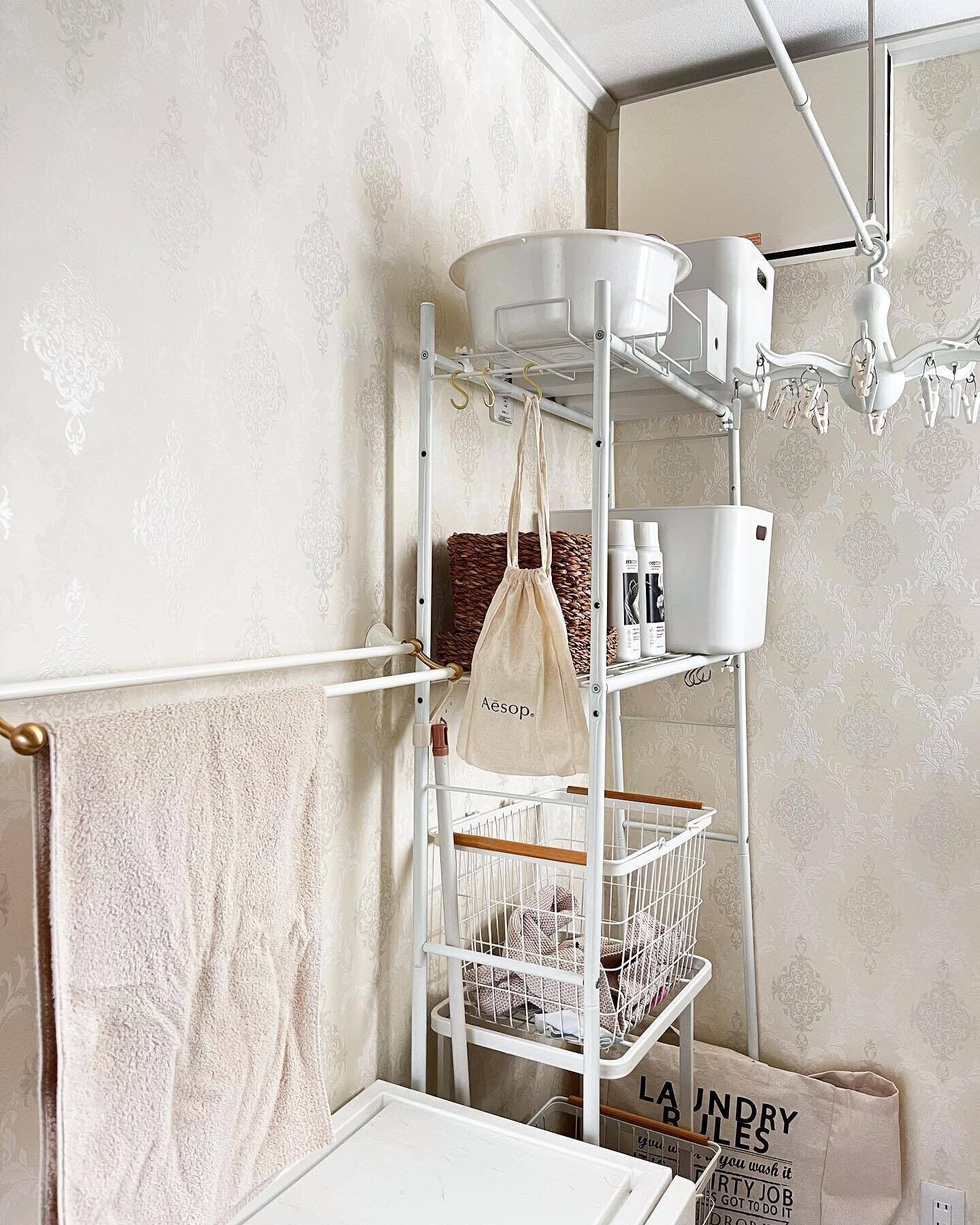 収納アイテムの色味をそろえて統一感UP