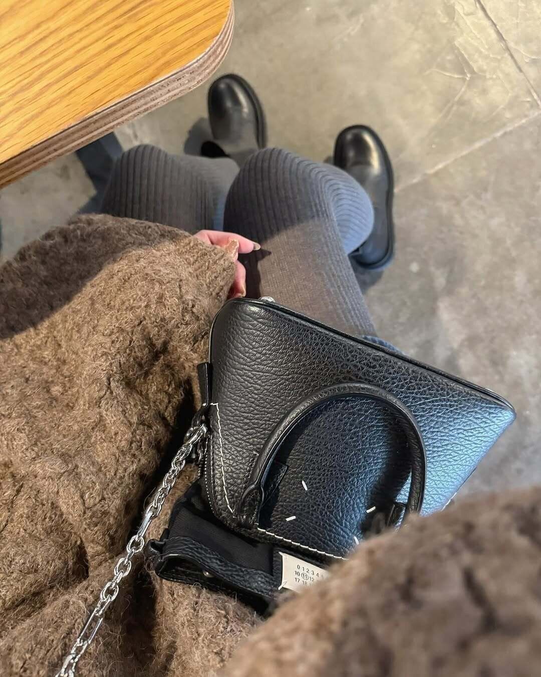 セール必勝法！ユニクロでまとめ買いすべきアイテムとは