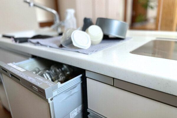 食器洗い後のキッチン