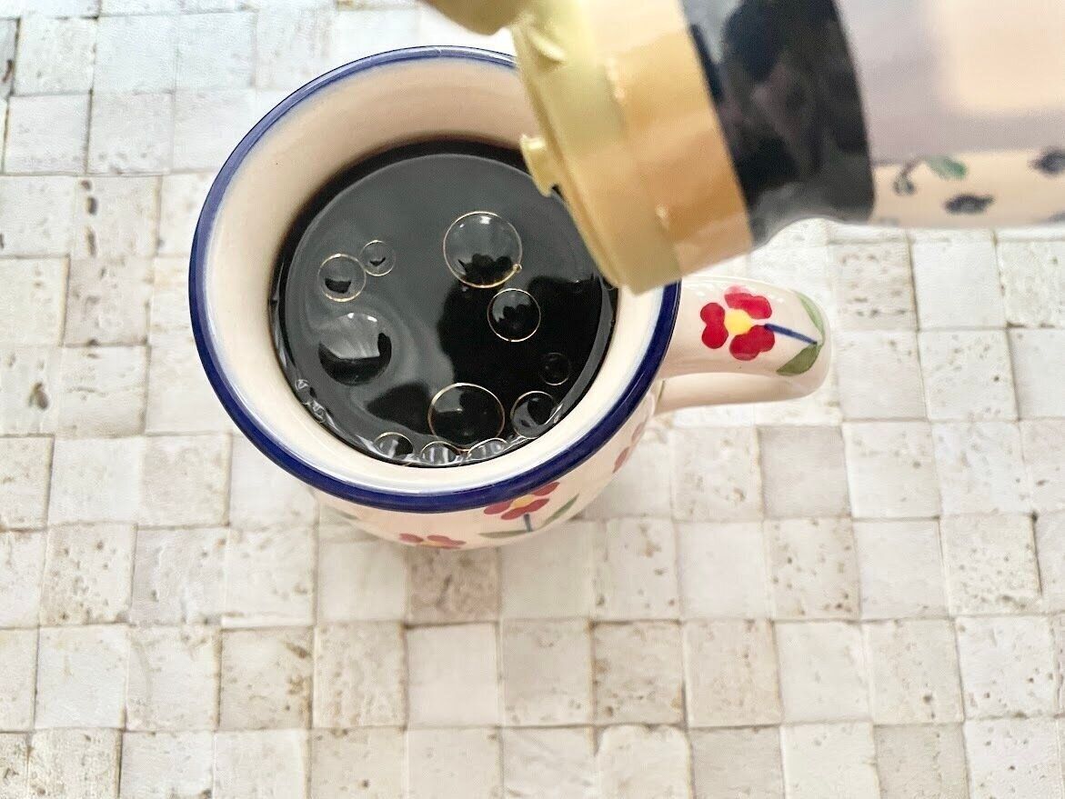 コーヒーにアマニオイルをたらす