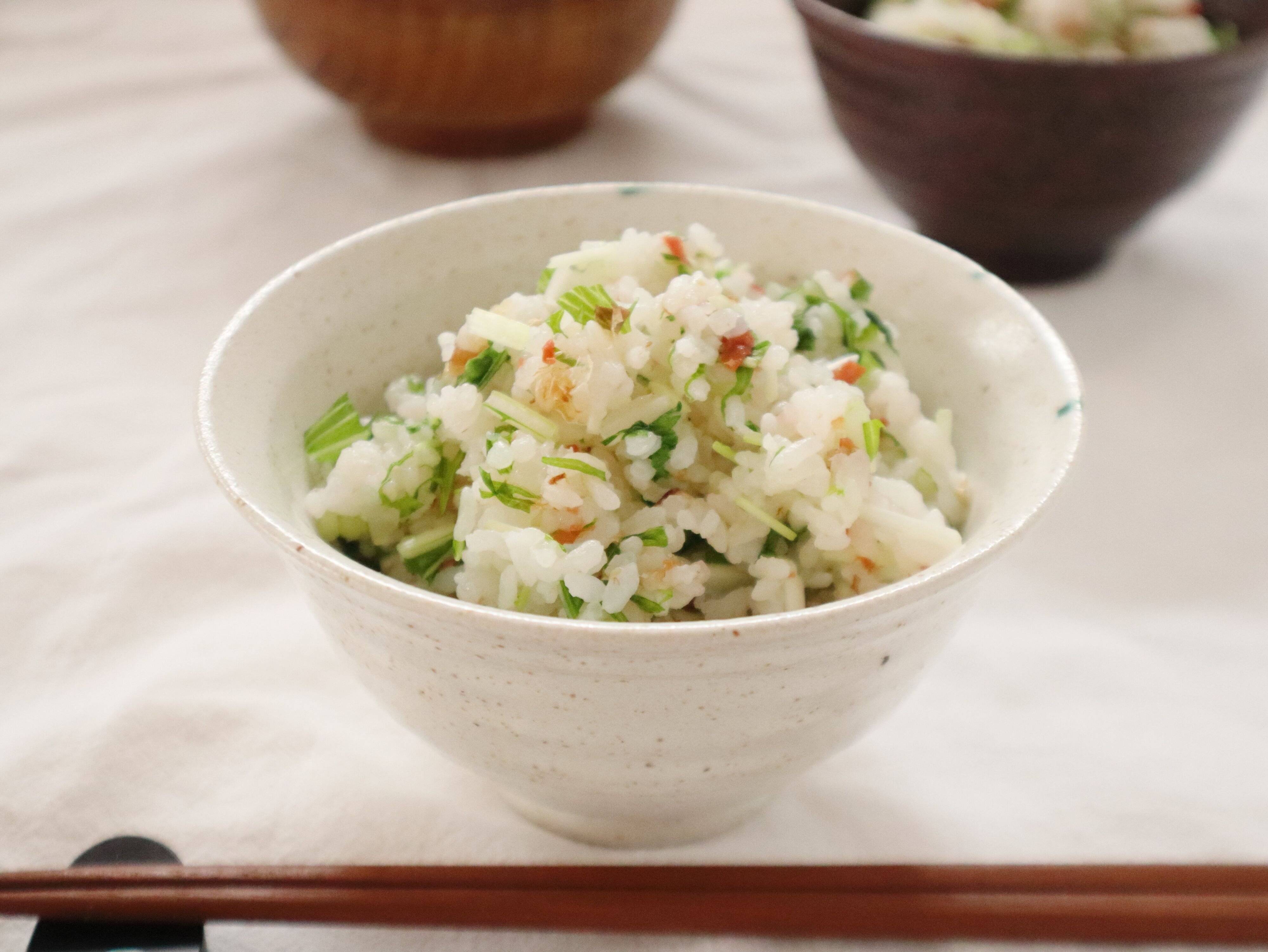 水菜と梅の混ぜごはん