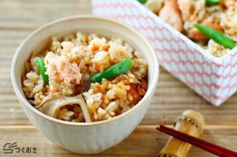 鮭ときのこの炊き込みご飯