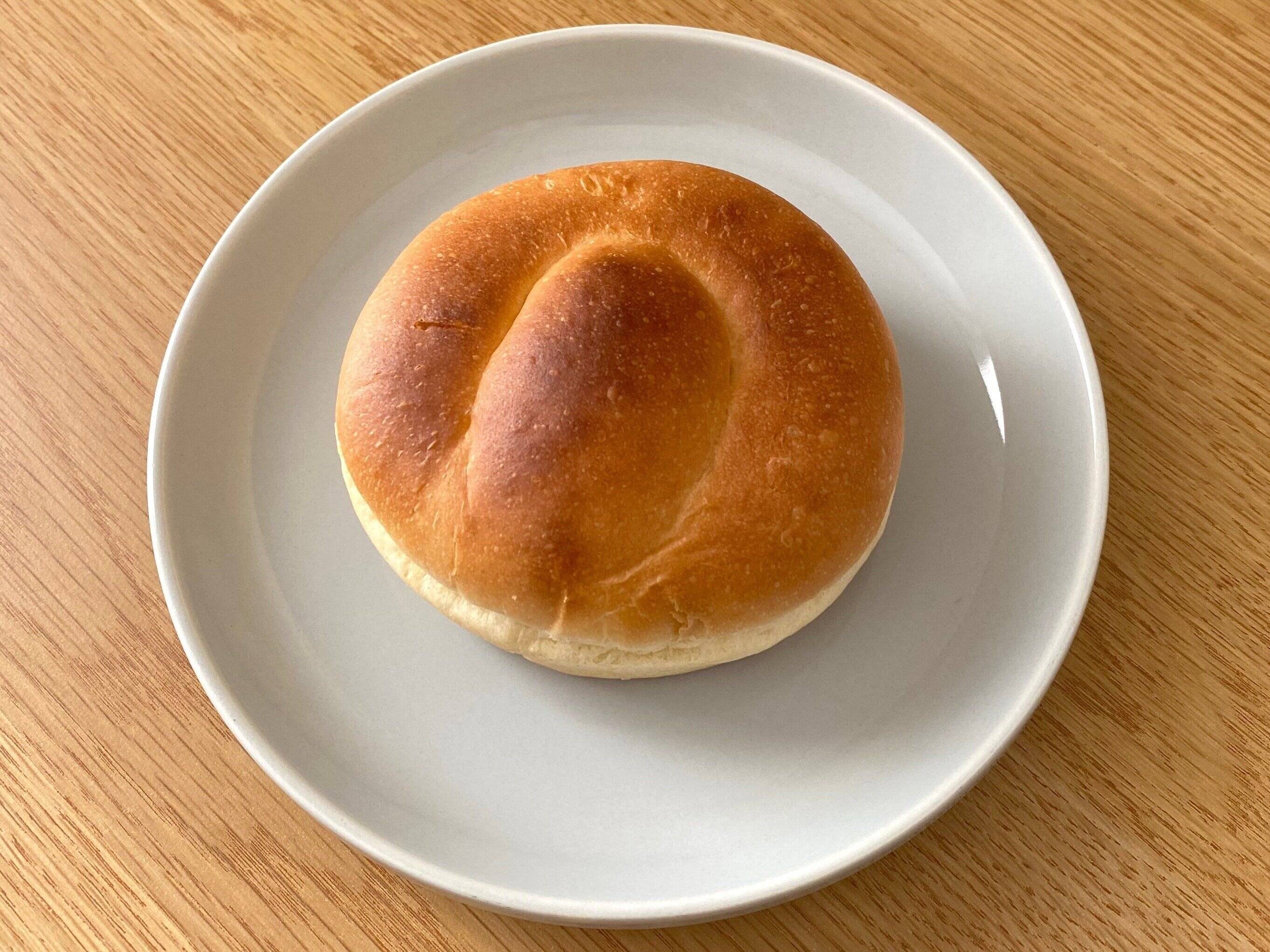 白州名水仕込みテーブルロール北海道バター 