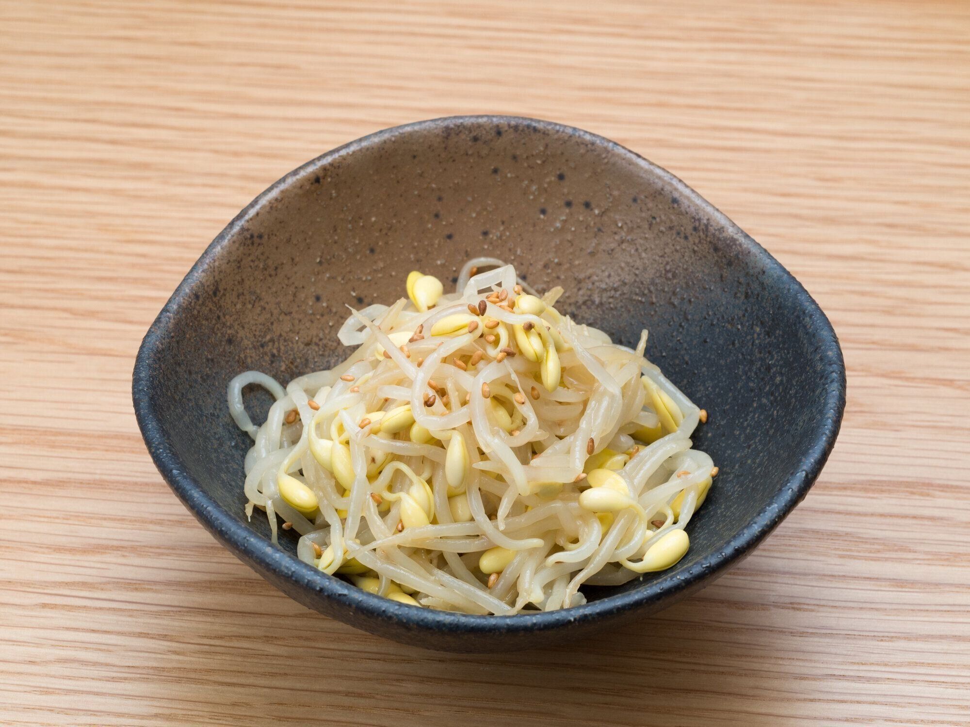 もやしから作られたナムル