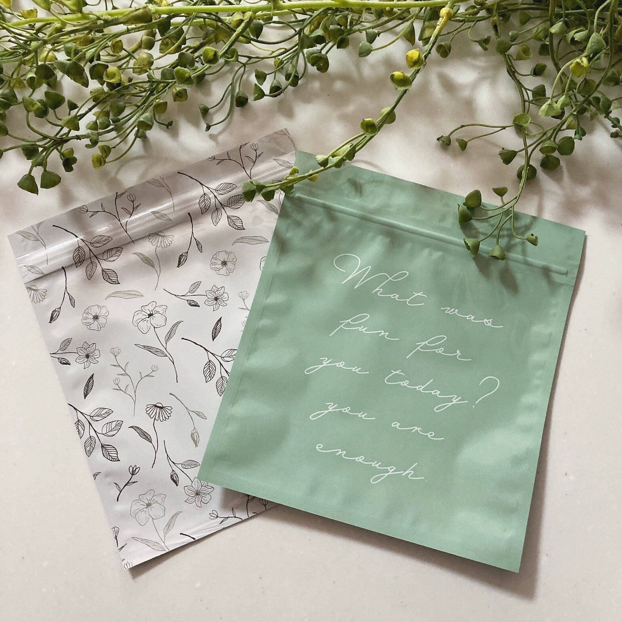 外出先で生理用品どうやって捨てよう 悩みがちな問題をスッキリ解決してくれた商品 サンキュ