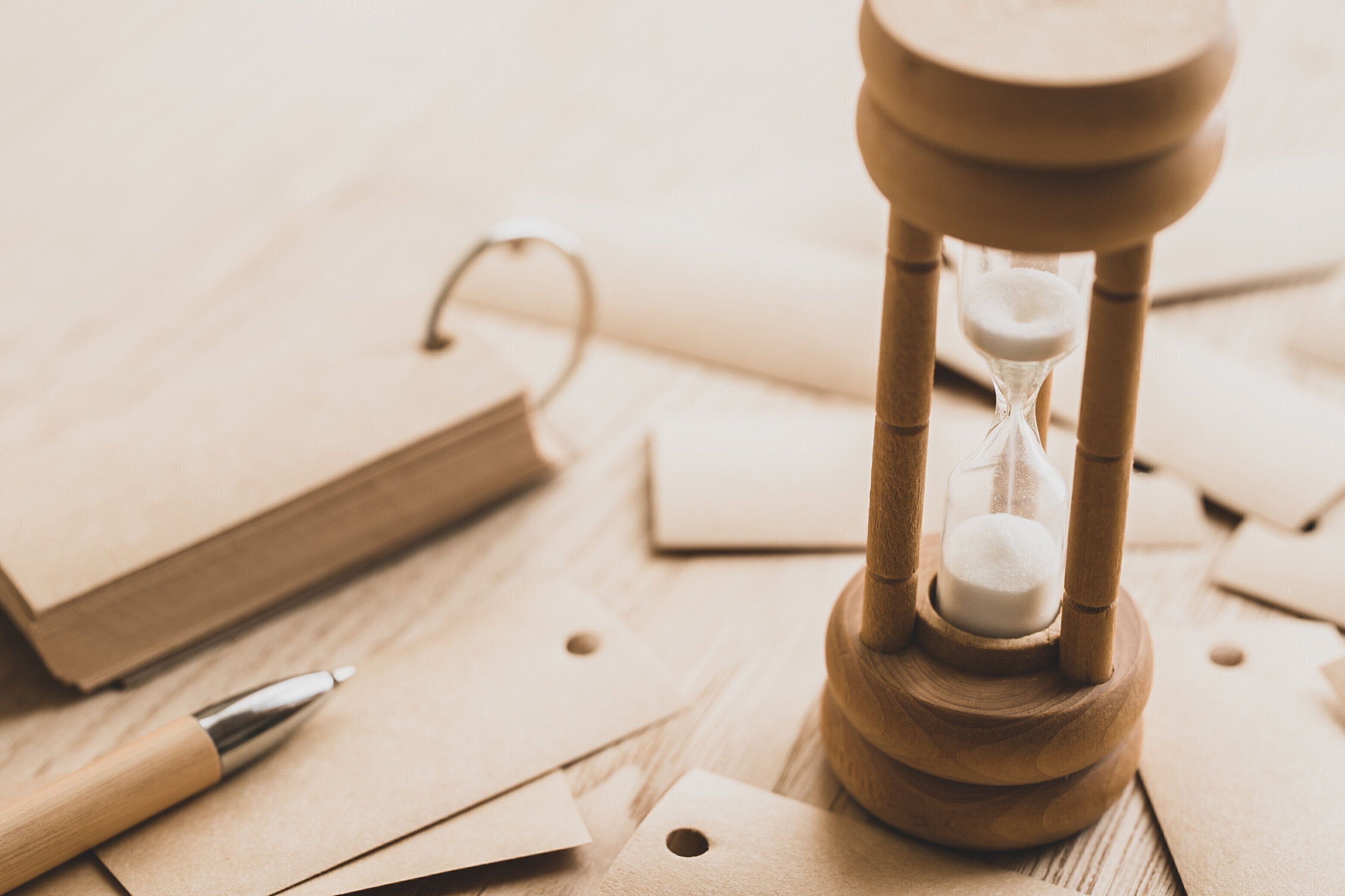 砂時計と勉強または作業時間の画像。