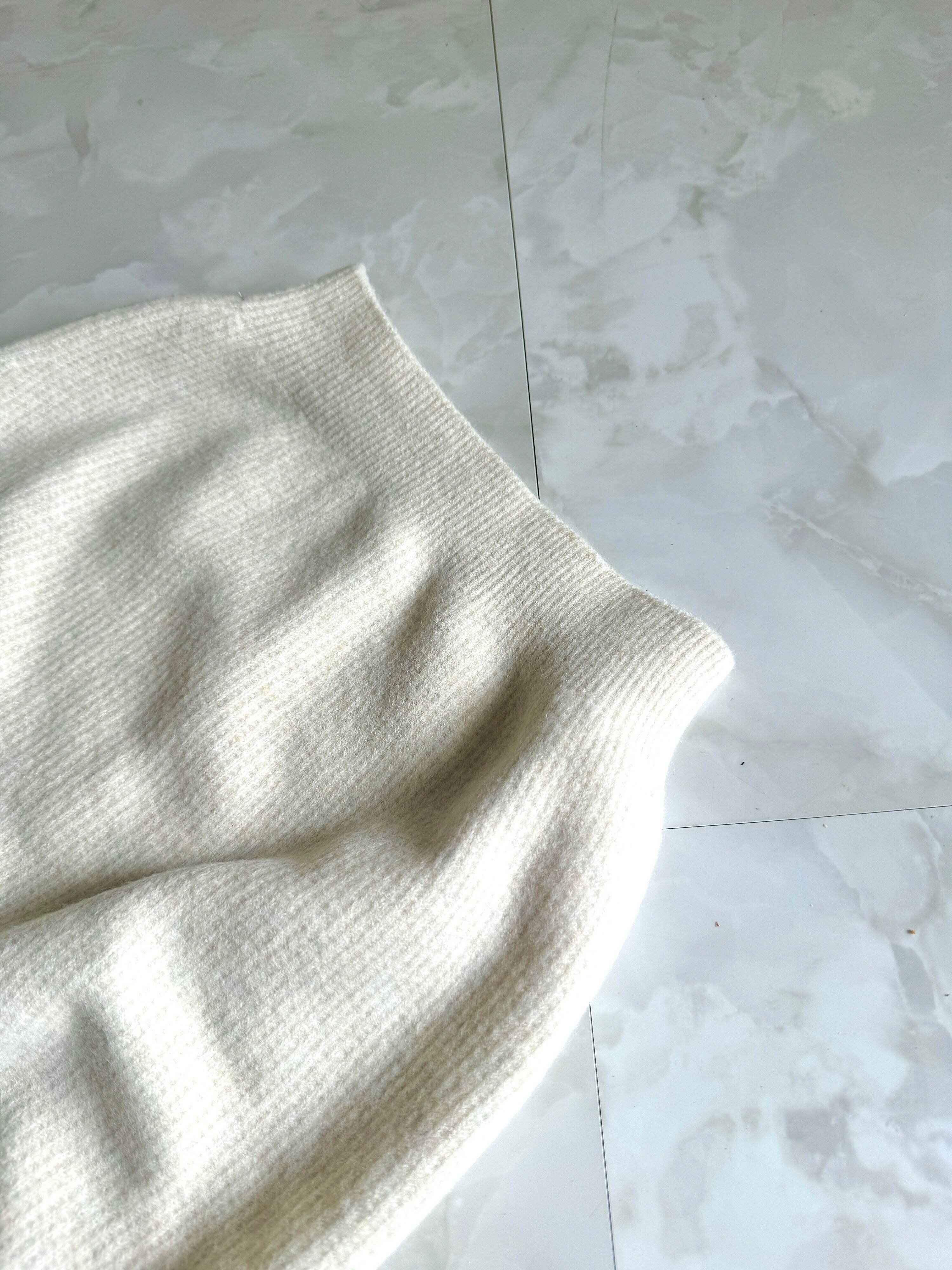 ユニクロ3Dスフレヤーンスカート