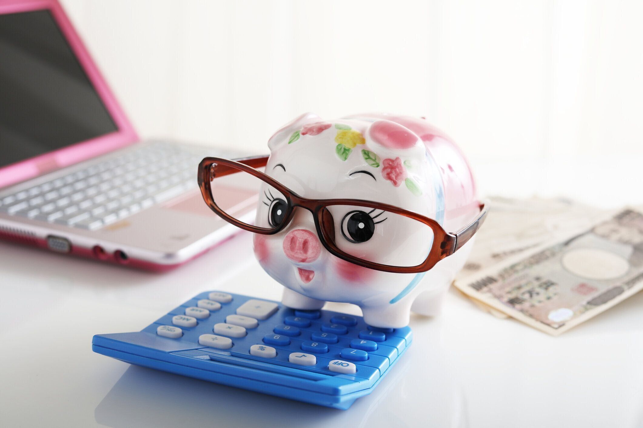 貯金箱と電卓
