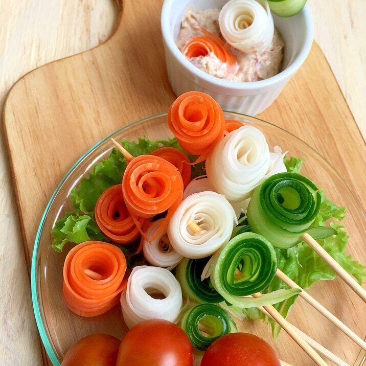 クルクルがキュート♡簡単スティックサラダ♪